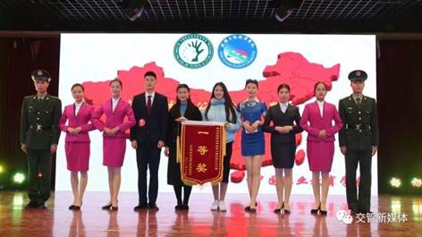 典型人物|举手投足间尽显十里春风——记摄影摄像师谢雅琪